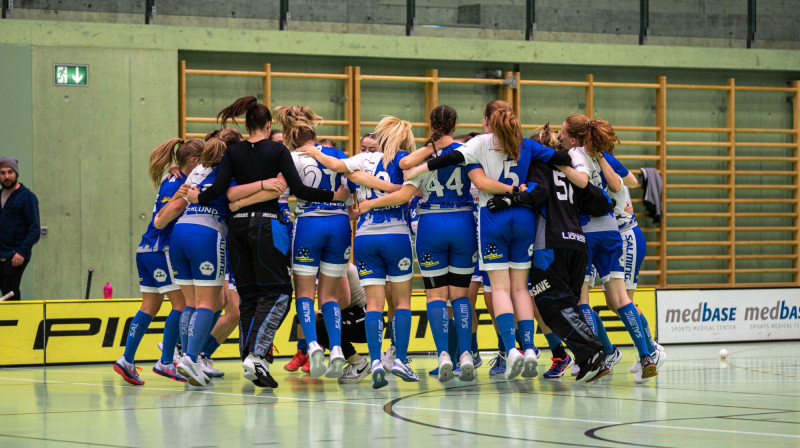 "Floorball Zurich Lioness"