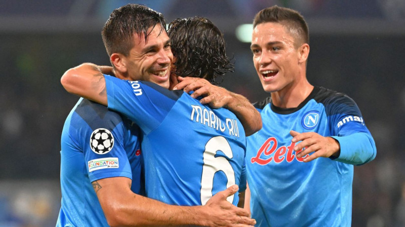 "Napoli" futbolisti svin vārtu guvumu. Foto: Andreas Solaro/AFP/Scanpix