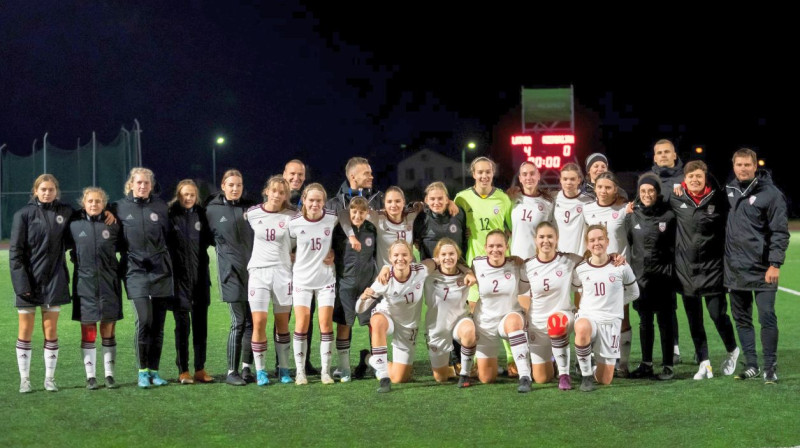 Latvijas U17 meiteņu futbola valstsvienība. Foto: LFF