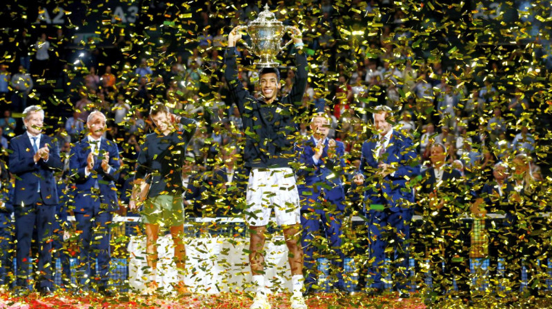 2022. gada Bāzeles "Swiss Indoors" ATP 500 punktu turnīra uzvarētājs Fēlikss Ožē-Aljasims. Foto: Arnd Wiegmann/Reuters/Scanpix