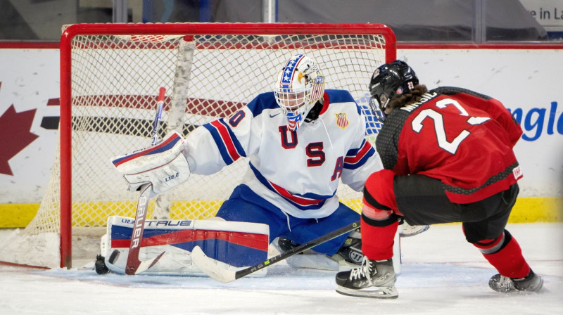 U17 hokejs: ASV pret Kanādas sarkano komandu Pasaules Izaicinājuma kausā. Foto: Matthew Murnaghan/Hockey Canada Images