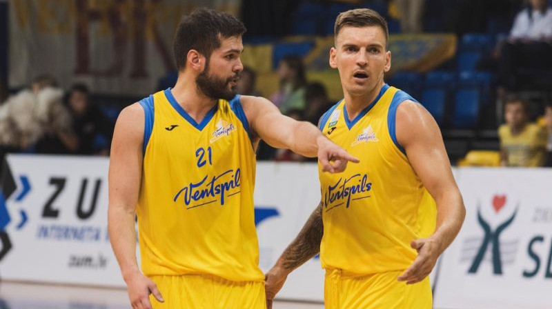 Ivans Gandija-Rosa un Edmunds Elksnis. Foto: BK Ventspils