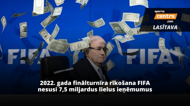 Ikonisks foto - bijušais FIFA prezidents, no futbola diskvalificētais Zeps Blaters lidojošu banknošu vidū. Foto: AFP/Scanpix