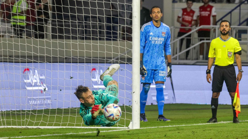 Londonas "Arsenal" igauņu vārtsargs Karls Heins darbībā. Foto: Karim Sahib/AFP/Scanpix