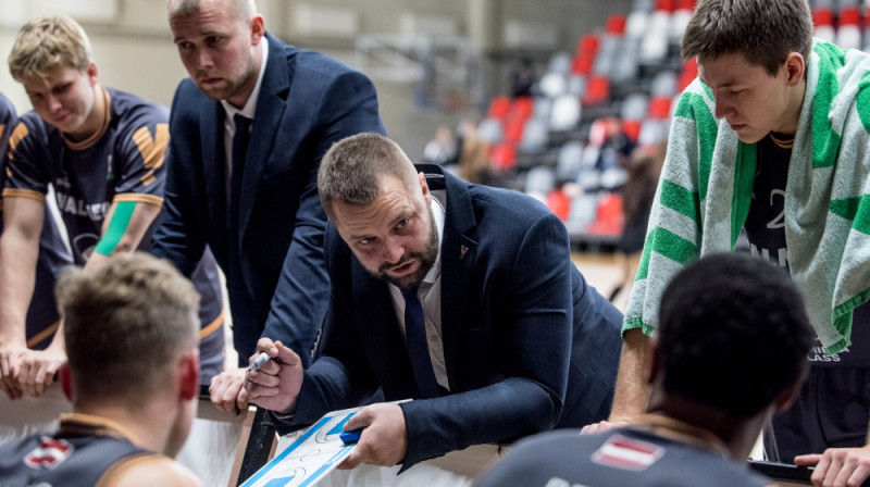 ''Valmieras'' galvenais treneris Oskars Virsis vēlējies Gailišu komandā redzēt jau iepriekš . Foto: Jānis Lārmanis