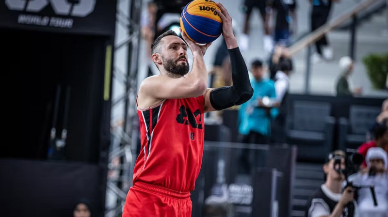 Dejans Majstorovičs sesto reizi kļuva par tūres čempionu. Foto: FIBA
