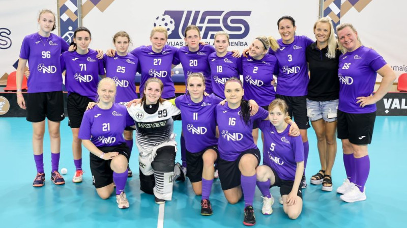 Rīgas komanda "NND/RJTC". Foto: Ritvars Raits, floorball.lv