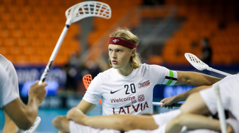 Liepājnieks Gustavs Griezītis gatavojas savam otrajam junioru čempionātam. Foto: Ritvars Raits, floorball.lv