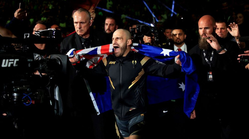 Aleksandrs Volkanovskis mēģinās atkārtot vēsturi savu skatītāju priekšā Austrālijā. Foto: AP/Scanpix