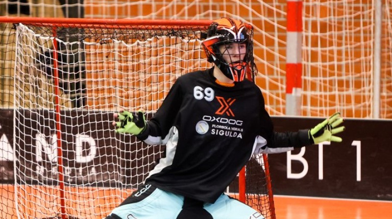 Kocēnu "Rubenes" vārtsargs Miks Kvetkovskis. Foto: Ritvars Raits, floorball.lv