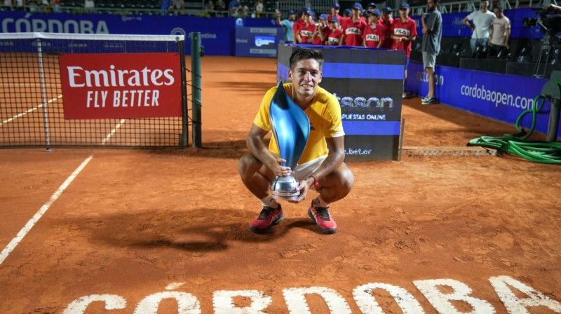 2023. gada Kordovas ATP 250 punktu sacensību uzvarētājs argentīnietis Sebastjans Baess. Foto: Córdoba Open