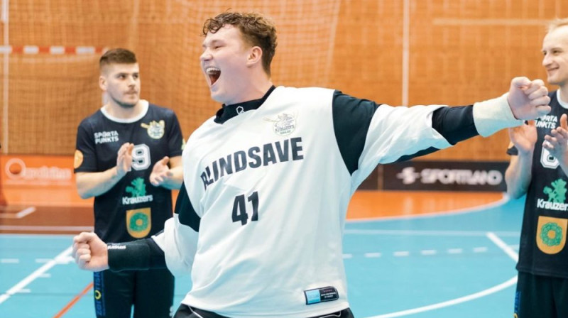 Sandijs Gabriels Siliņš līksmo, foto: FK Talsi