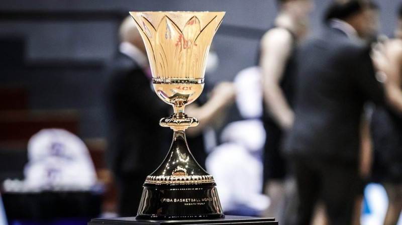 FIBA Pasaules kausa trofeja. Foto: FIBA