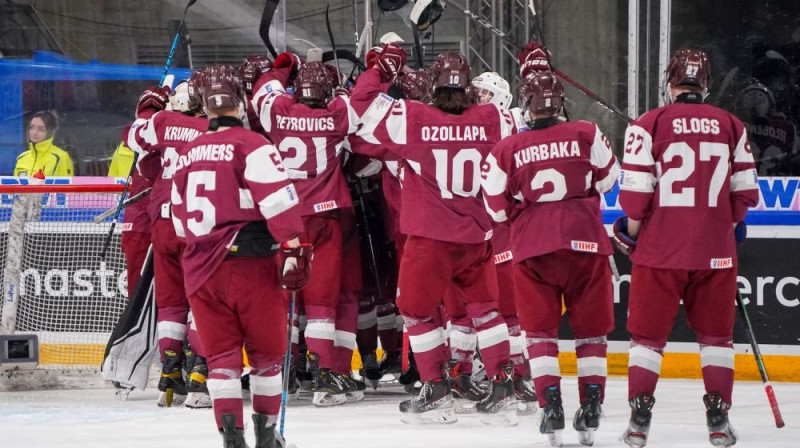 Latvijas U18 hokeja izlase. Foto: IIHF