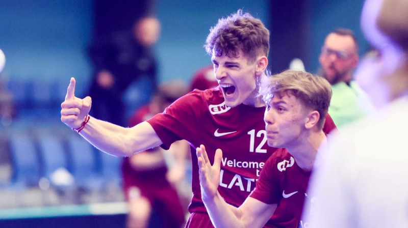 Latvieši dosies cīņā par pirmo uzvaru. Foto: Ritvars Raits, floorball.lv