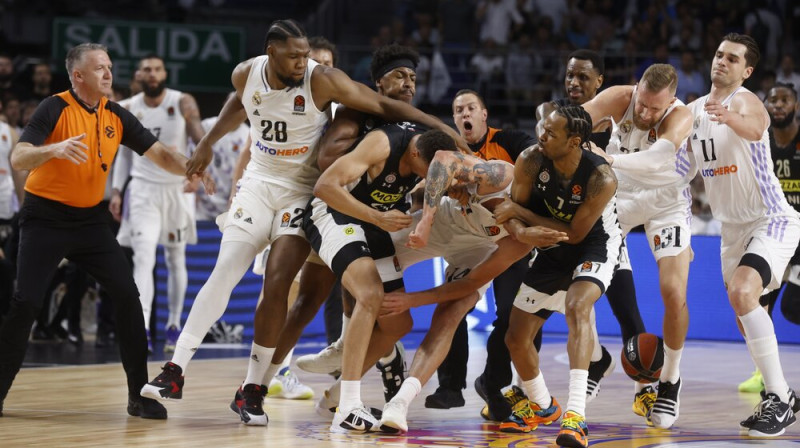 Asumi galotnē starp "Real" un "Partizan". Foto: EPA/Scanpix