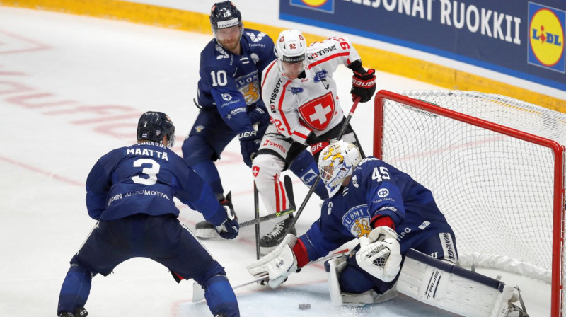 Cīņa Somijas valstsvienības vārtu priekšā. Foto: David Cerny/Reuters/Scanpix