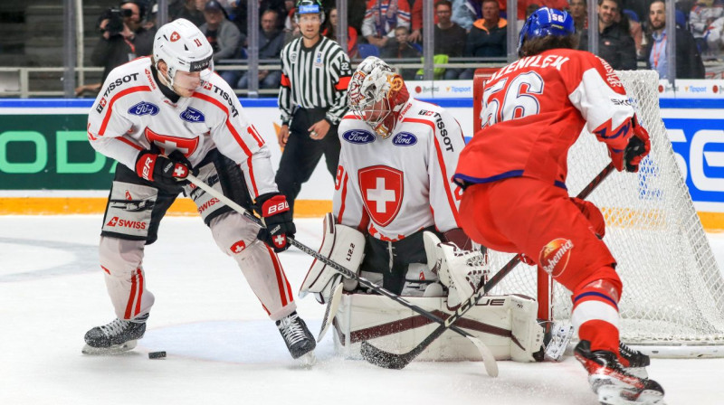 Cīņa pie Šveices valstsvienības vārtiem. Foto: Vit Golda/hokej.cz