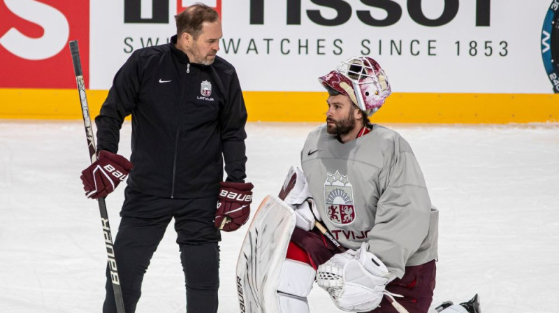 Artūrs Irbe un Ivars Punnenovs. Foto: Guntis Lazdāns/L:HF