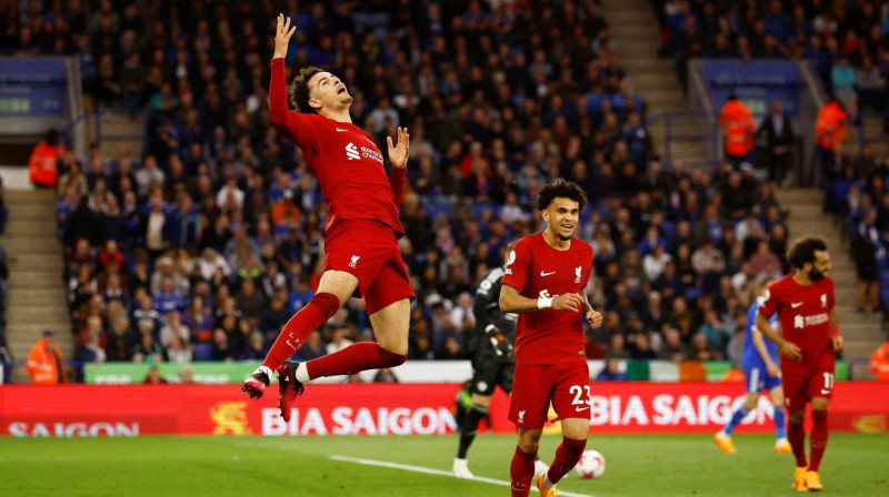 "Liverpool" futbolists Kērtiss Džounss pēc vārtu guvuma. Foto: Andrew Boyers/Reuters/Scanpix