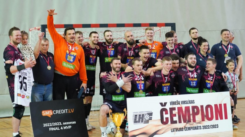 Dobeles "Tenax" komanda. Foto: handball.lv