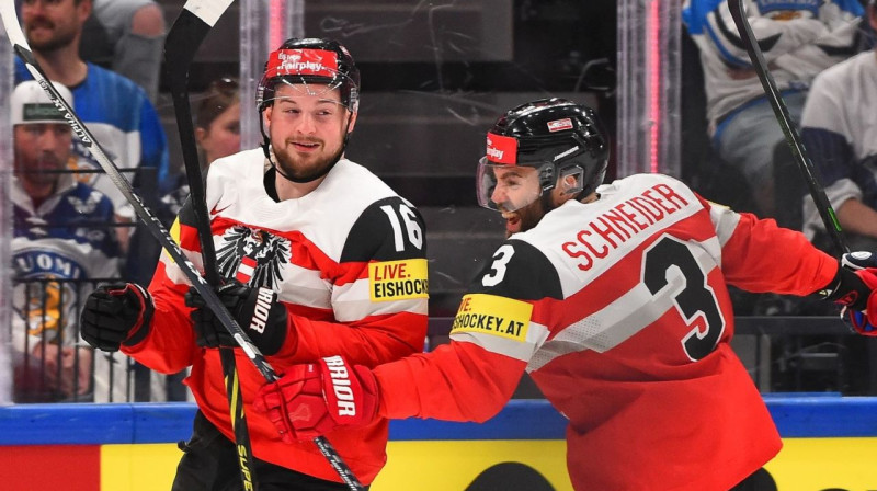 Austriešu uzbrucējs Peters Šneiders. Foto: IIHF