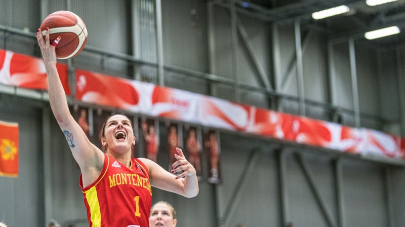 Jeļena Dubļeviča. Foto: FIBA
