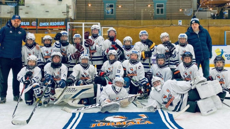 Jūrmalas Sporta skolas U9 hokeja komanda šā gada janvārī. Foto: jss.jurmala.lv
