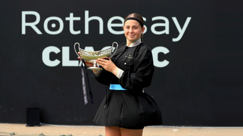 Aļona Ostapenko. Foto: PA Wire/AP/Scanpix