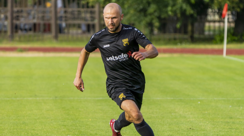 "PPK/Betsafe" šīs sezonas labākais vārtu guvējs Oļegs Semjonovs. Foto: LFF