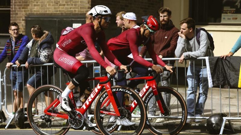 Emīls Liepiņš un Toms Skujiņš
Foto: Sprint Cycling