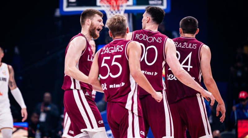 Latvijas izlases basketbolisti. Foto: FIBA