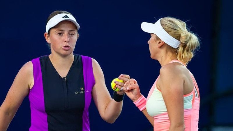 Aļona Ostapenko un Ludmila Kičenoka. Foto: Jimmie48 / WTA