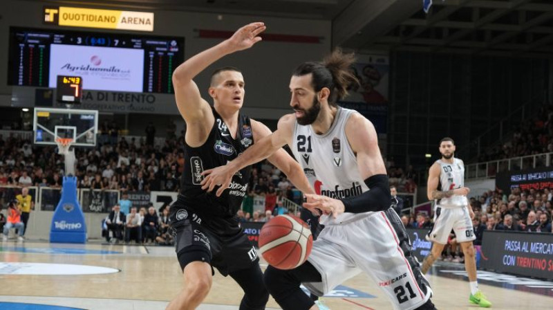 Andrejs Gražulis pret Torniki Šengeliju. Foto: Roberto Tommasini/IPA/IPA/SIPA/Scanpix