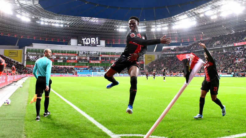 Leverkūzenes "Bayer" futbolists Neitans Tella pēc sava pirmā rezultatīvā sitiena Vācijas Bundeslīgā. Foto: Uwe Kraft/Imago Images/Scanpix