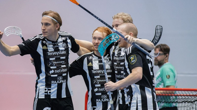 Pēteris Trekše (#22), foto: TPS Salibandy