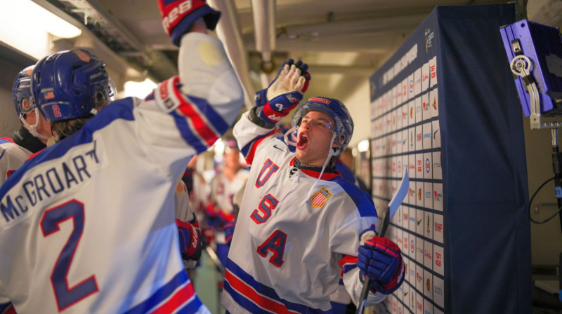 ASV U20 valstsvienības hokejisti. Foto: IIHF