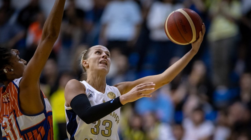 Kitija Laksa mājas spēlē pret "Schio" 2023. gada 25. oktobrī. Foto: EuroLeague Women