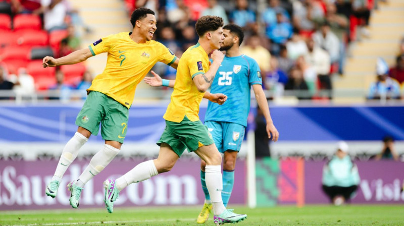 Austrālijas valstsvienības futbolists Džordans Boss pēc vārtu guvuma. Foto: Subway Socceroos