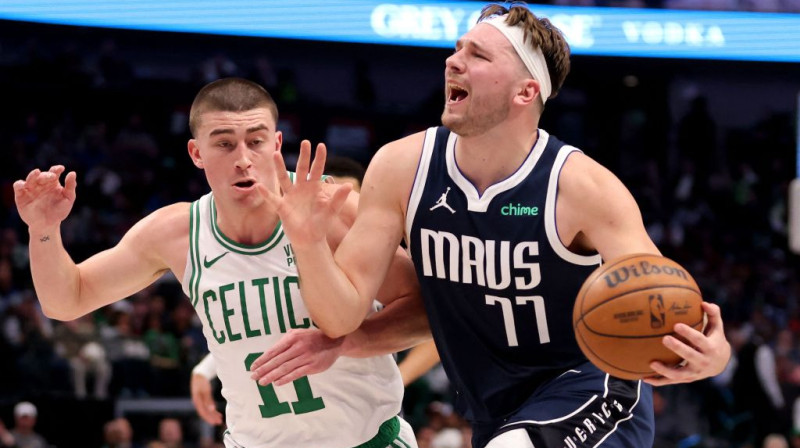 Peitons Pričards un Luka Dončičs. Foto. AFP. Scanpix