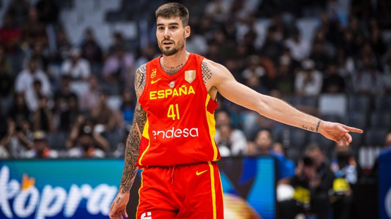 Huančo Ernangomess 2023. gada Pasaules kausā. Foto: FIBA