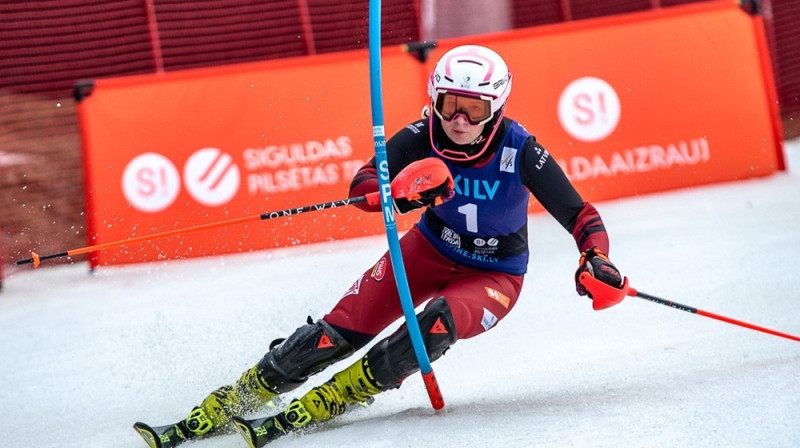 Trīs uzvaras divās dienās izcīnījusī Frīda Saļņikova. Foto: E.Lukšo/Ski.lv