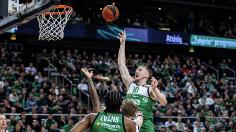 Rolands Šmits mačā pret "Rytas". Foto: Tadas Biliūnas/BNS