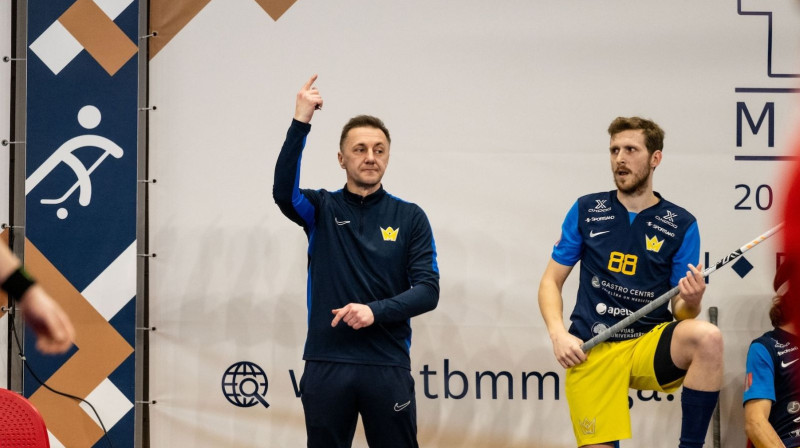 "FS Masters/Ulbroka" galvenais treneris Andris Pīlups un uzbrukuma līderis Rolands Kovaļevskis, foto: Floorball.lv