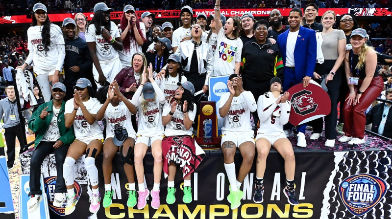 "South Carolina" basketbolistes 2024. gada 7. aprīlī. Foto: South Carolina WBB