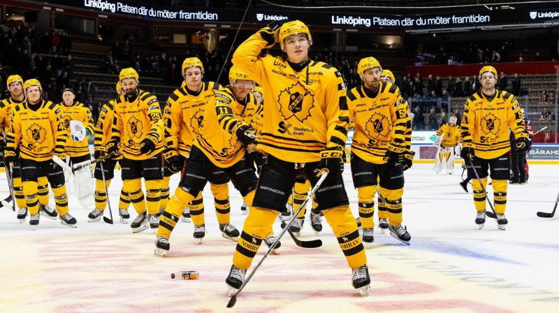 "Skellefteå" hokejisti. Foto: Skellefteå AIK