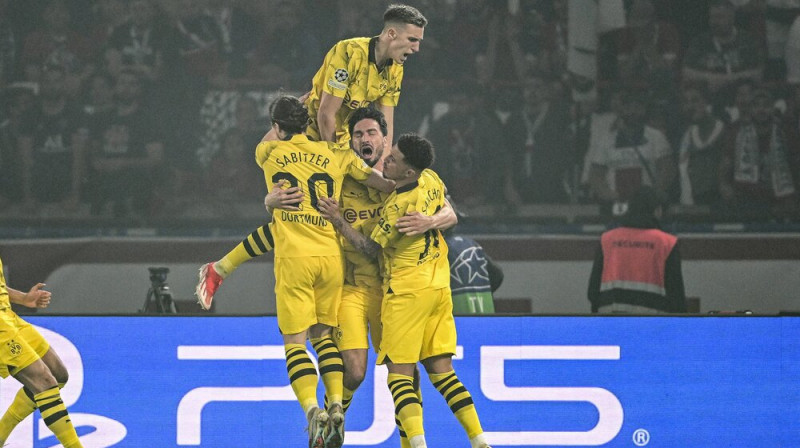 Dortmundes "Borussia" futbolisti. Foto: Imago Images/Scanpix