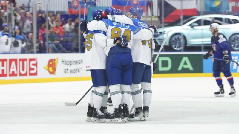 Kazahstānas hokejisti. Foto: IIHF