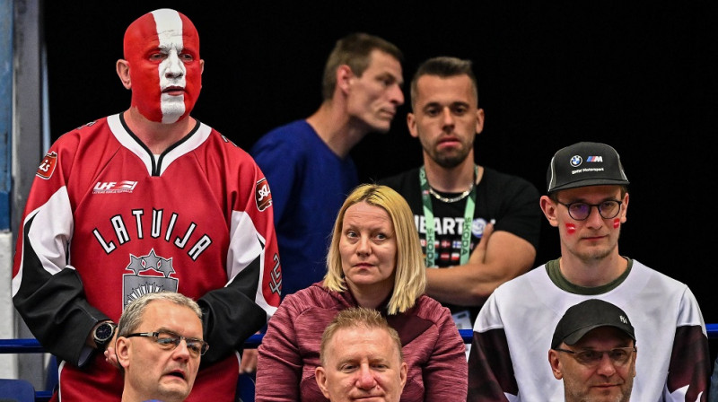 Latvijas līdzjūtēji 2024. gada 14. maijā Ostravā. Foto: Lukasz Sobala/Zuma press/Scanpix