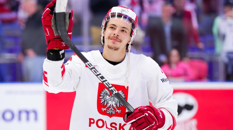 Polijas uzbrucējs Patriks Vronka. Foto: IIHF